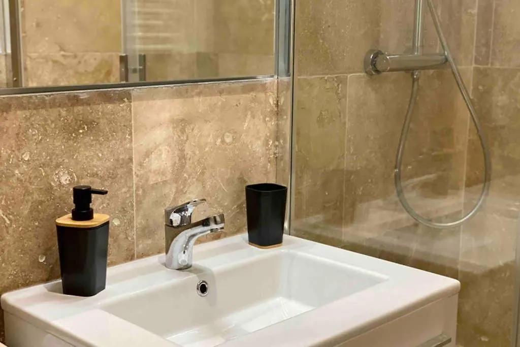 Appartement Proche Gare Neuf, Ambiance Highland Valence  Valence (Drome)